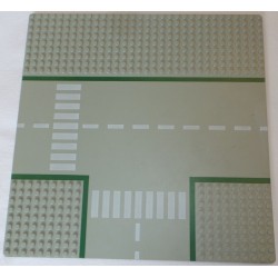 LEGO 608p01 Baseplate 32 x 32 Road 9-Stud T Intersection with Road Pattern