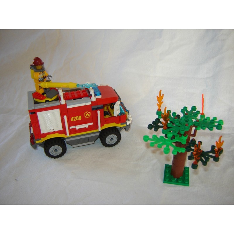 LEGO City 4208 Le camion de pompier tout-terrain au meilleur prix