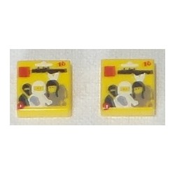 LEGO 3070bbd124 Tile 1 x 1 with Groove with LEGO Series 1 Collectible Minifigure Package Pattern