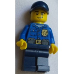 LEGO cty0454 Police - City Officer, Gold Badge, Dark Blue Cap with Hole, Lopsided Grin