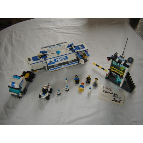 Modèle LEGO System 7743 Camion de Police 2008