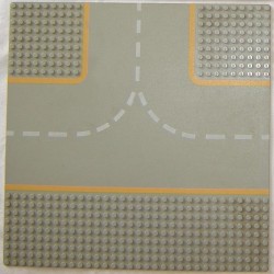 LEGO 608p03 Baseplate 32 x 32 Road 9-Stud T Intersection with Yellow Lines