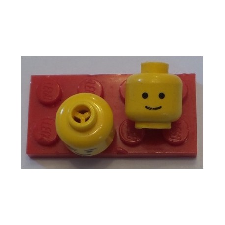 LEGO 3626bp01 Minifig Head with Standard Grin Pattern