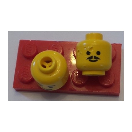 LEGO 3626bp03 Minifig Head with Standard Grin and Pointed Moustache Pattern