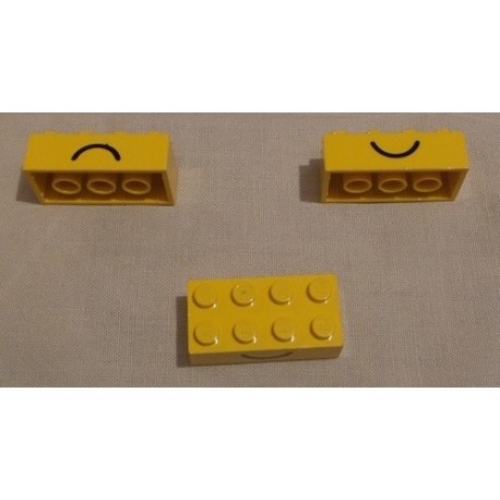 LEGO 3001pe1 Brick 2 x 4 with Happy and Sad Face Pattern