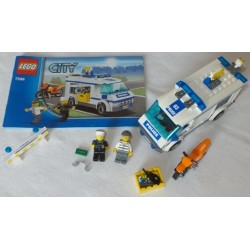 LEGO 7286 Prisoner Transport 2011