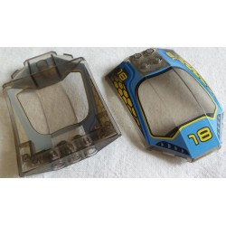 LEGO x224px1 Windscreen 8 x 6 x 2 Curved with 18 and Blue-Yellow Racer Pattern